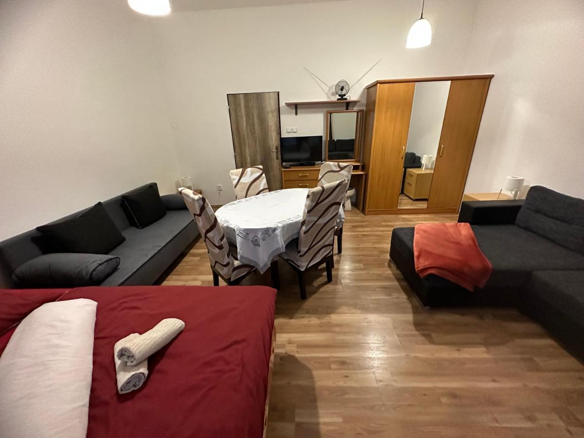 Sonja Holiday Home Острава Екстериор снимка